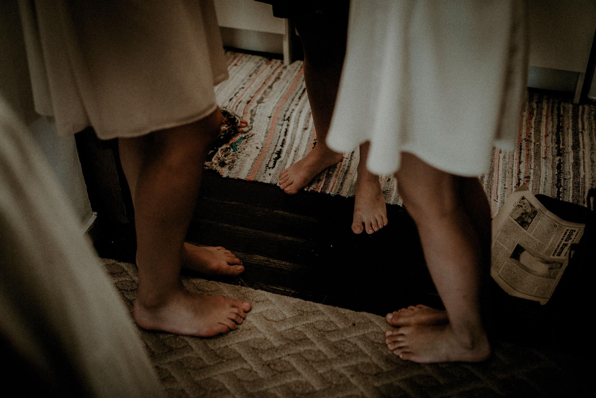 detail with barefooted bridesmaids