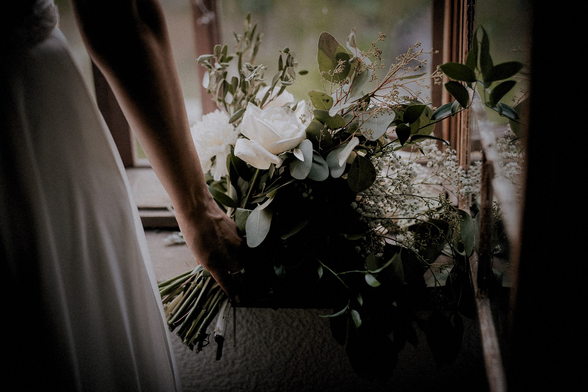 elegant bridal bouquet perfect for an intimate garden wedding