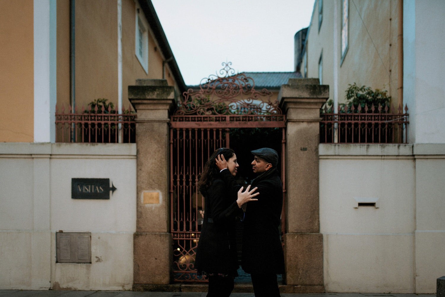 urban surprise proposal photo session