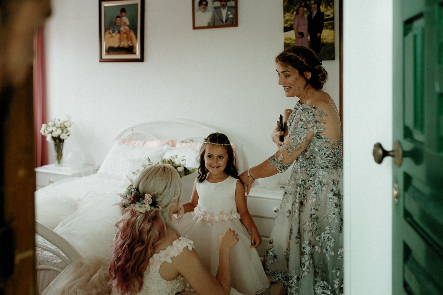 documentary wedding photographer portugal